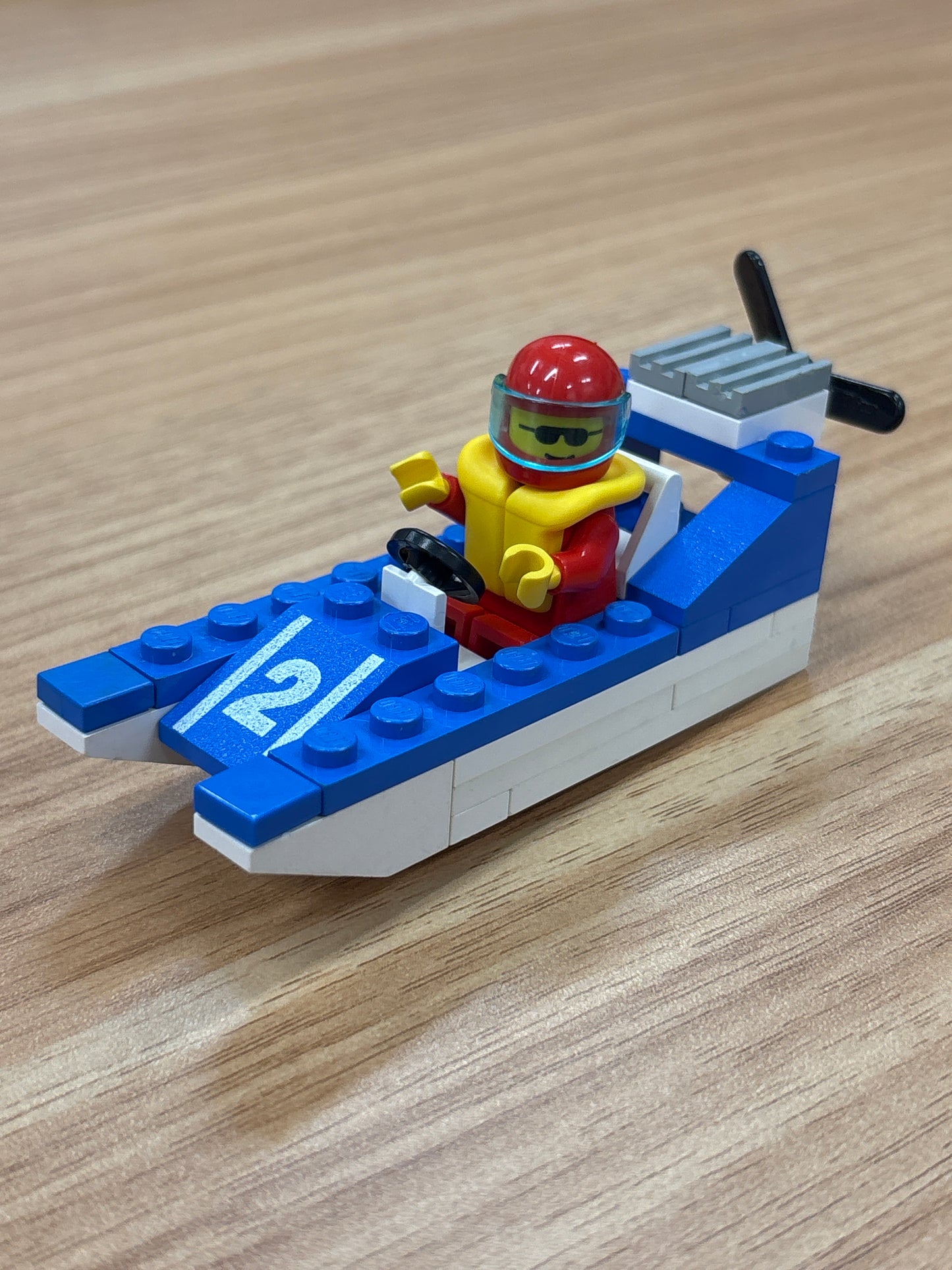 6508 Wave Racer